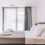 Nina Luxury